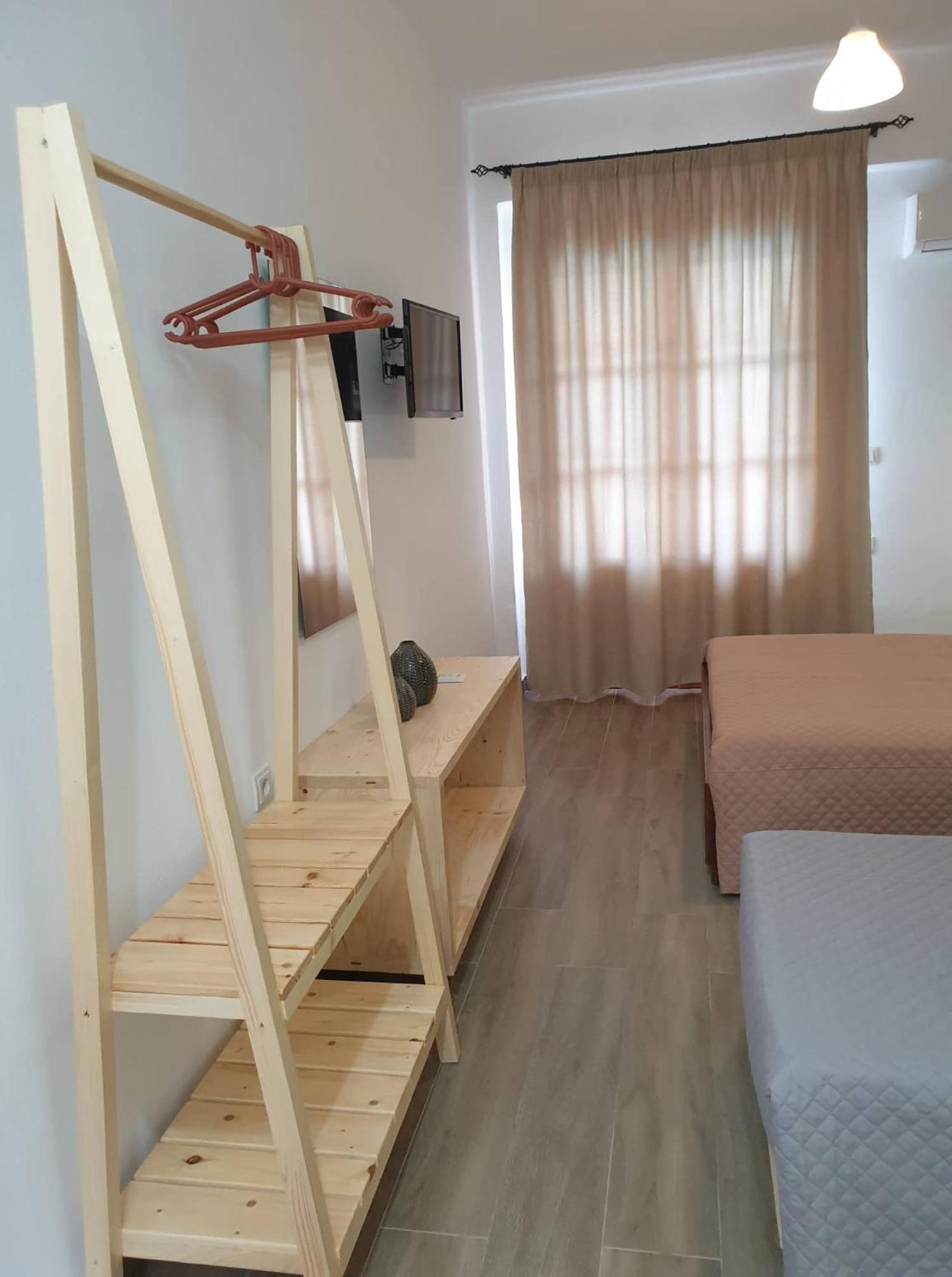 Apart-Hotel Llazari Himare Exterior foto