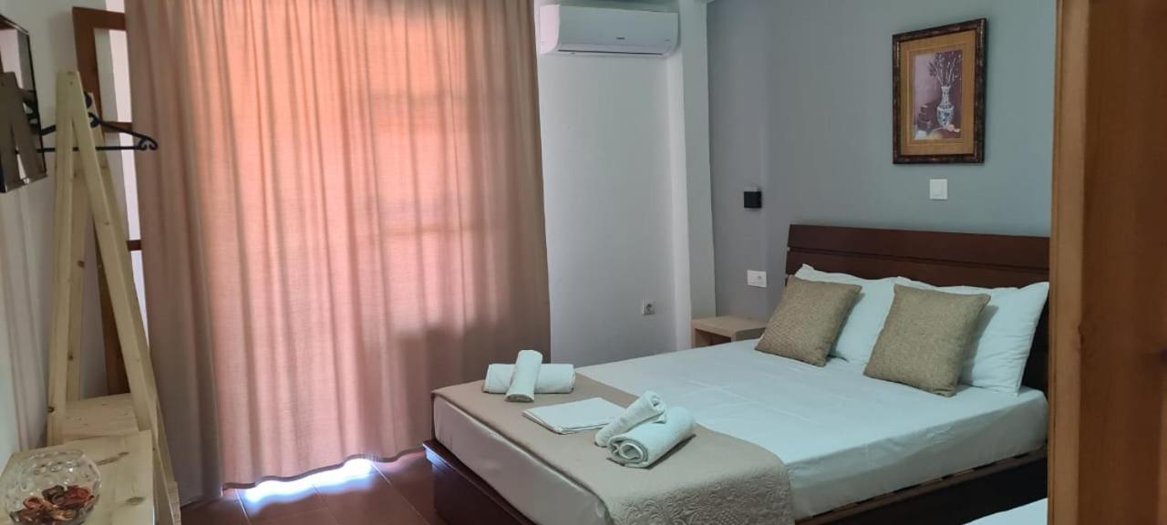 Apart-Hotel Llazari Himare Exterior foto