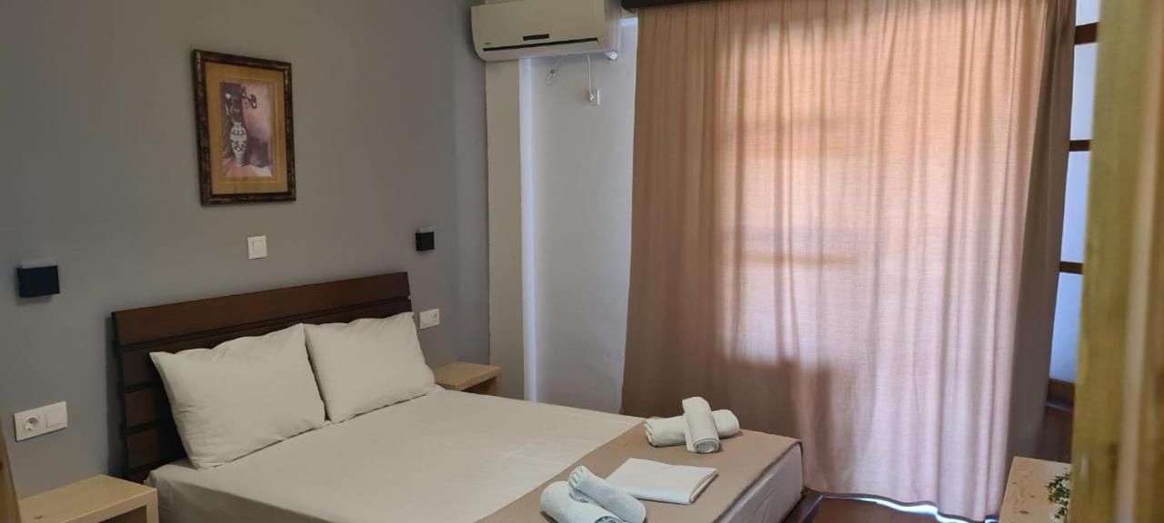 Apart-Hotel Llazari Himare Exterior foto